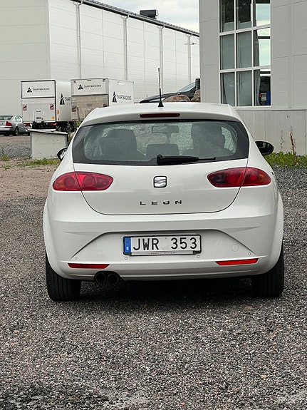 Seat Leon 8 of 10