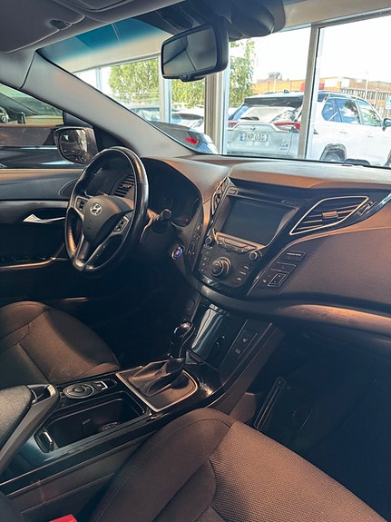 Hyundai i40 10 of 13