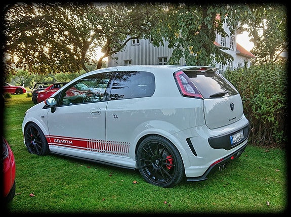 Abarth Punto Evo 2 of 6
