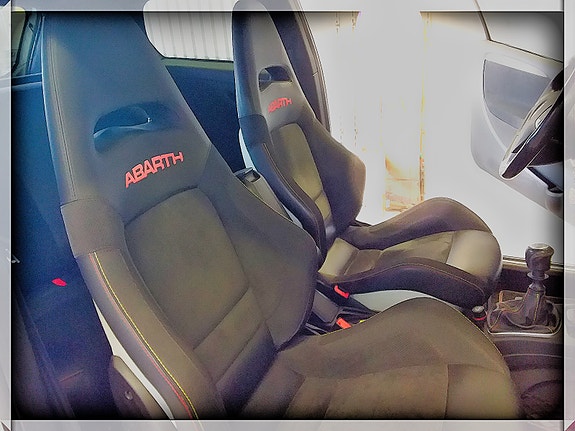Abarth Punto Evo 5 of 6