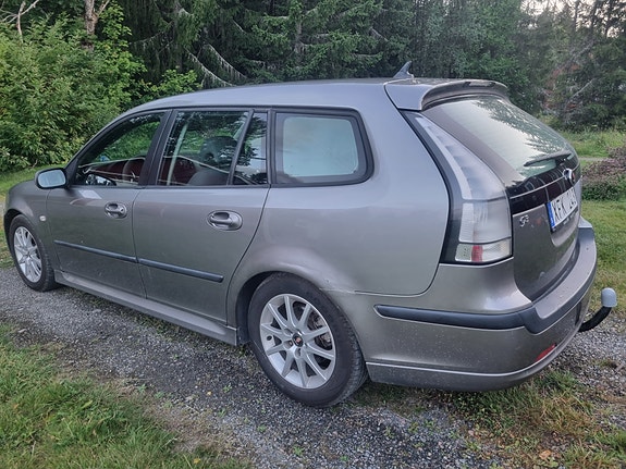Saab 9-3 2 of 9