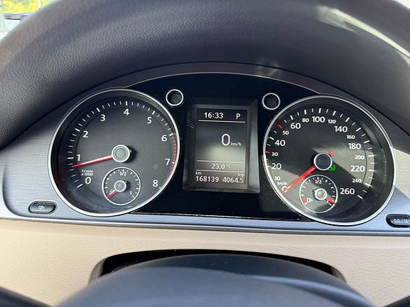 Volkswagen Passat 7 of 8