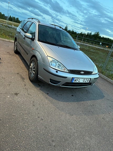 Ford Focus 3 of 10