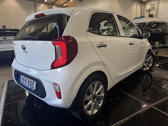 Kia Picanto 6 of 22