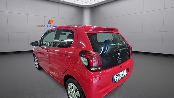 Peugeot 108 2 of 12