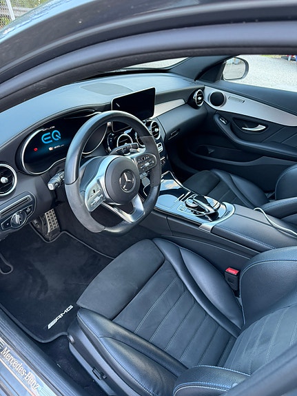 Mercedes-Benz C300 5 of 7
