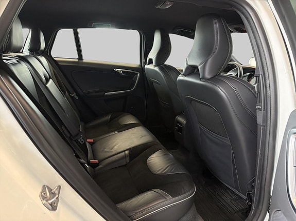 Volvo V60 18 of 21