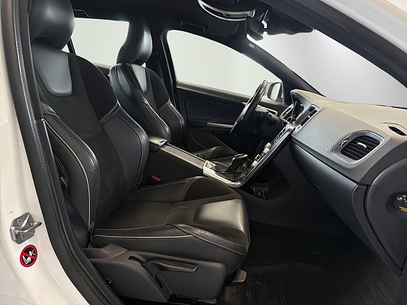 Volvo V60 19 of 21