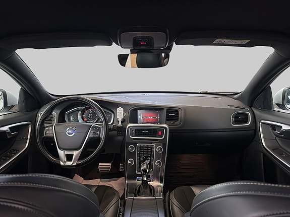 Volvo V60 10 of 21