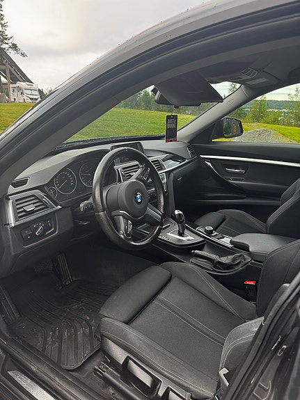 BMW 320d 4 of 9