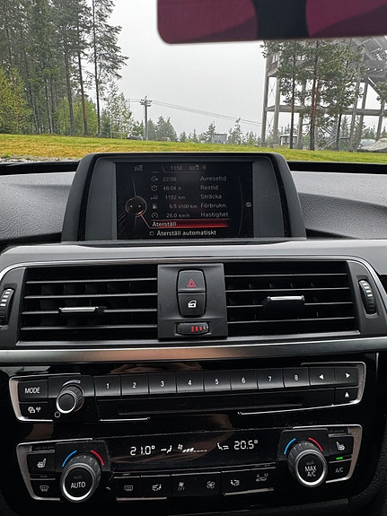BMW 320d 9 of 9