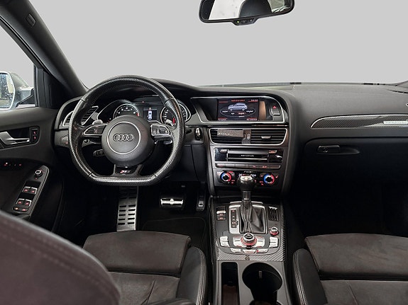 Audi RS4 10 of 23