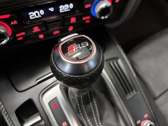 Audi RS4 19 of 23