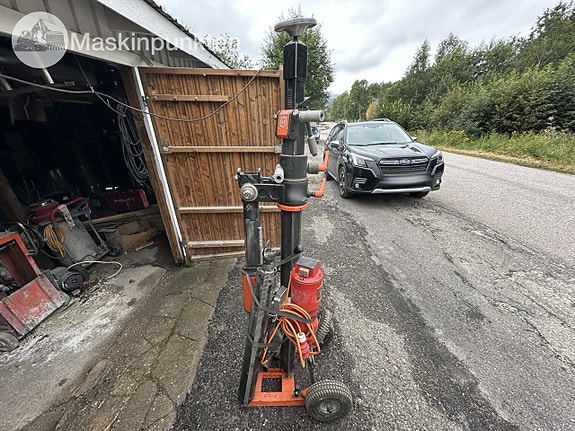 Borrigg Husqvarna DS70 gyro med kärnborrmaskin DK42A Weka DK42A 3 of 11