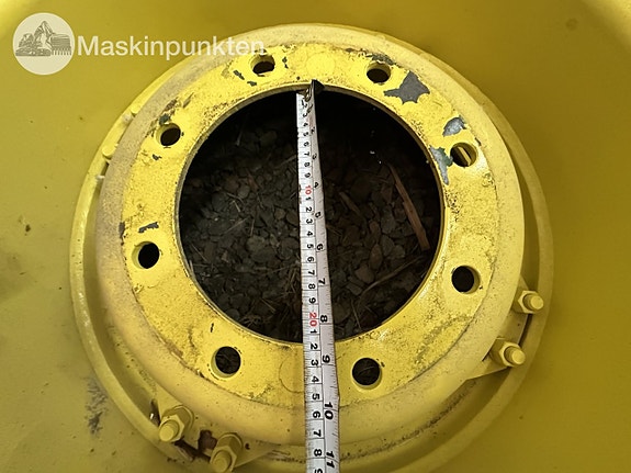 John deere Däck och fälg/ Firestone 17 of 18