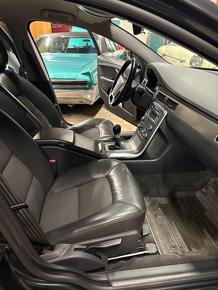 Volvo V70 11 of 11