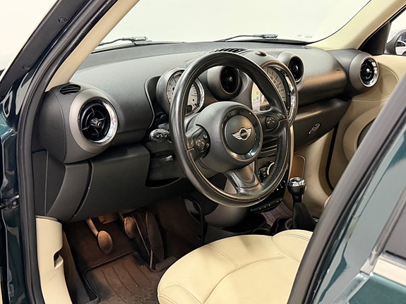 MINI Countryman Cooper D 9 of 21