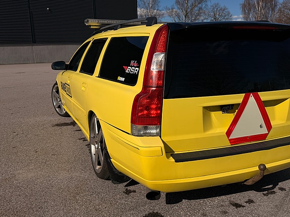 Volvo V70 6 of 23