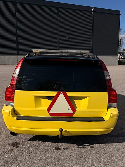Volvo V70 5 of 23
