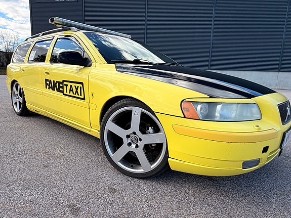 Volvo V70 3 of 23