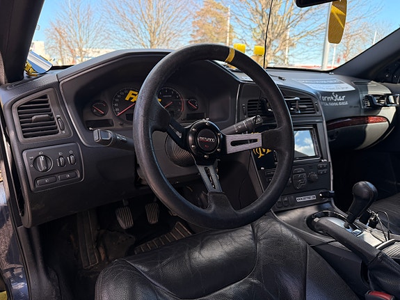 Volvo V70 16 of 23