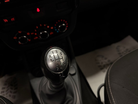 Dacia Duster 18 of 21