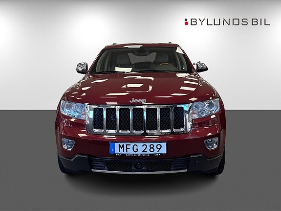 Jeep Grand Cherokee 2 of 17