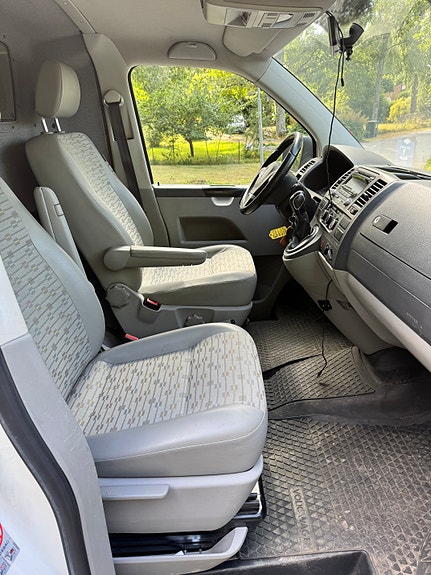 Volkswagen Transporter 6 of 18