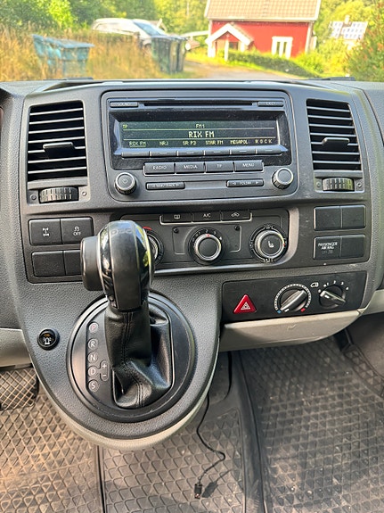 Volkswagen Transporter 10 of 18
