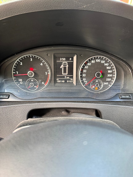 Volkswagen Transporter 9 of 18