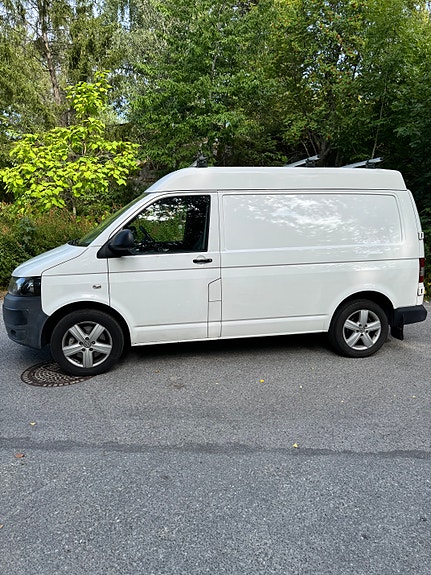 Volkswagen Transporter 2 of 18