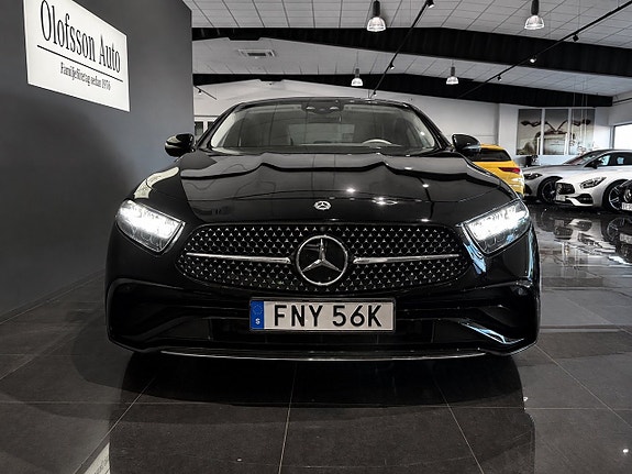 Mercedes-Benz CLS300 d 2 of 12