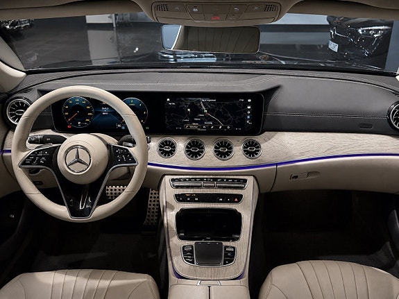 Mercedes-Benz CLS300 d 7 of 12