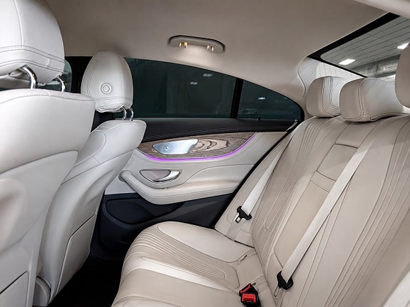 Mercedes-Benz CLS300 d 10 of 12