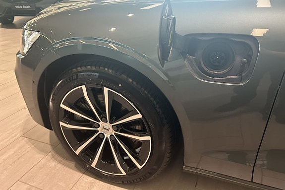Volvo V60 19 of 30