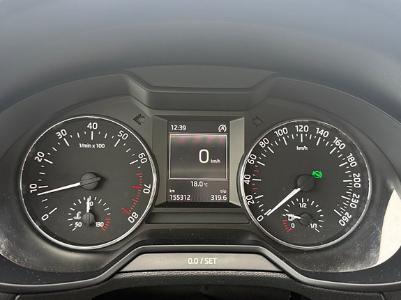 Skoda Octavia 13 of 21