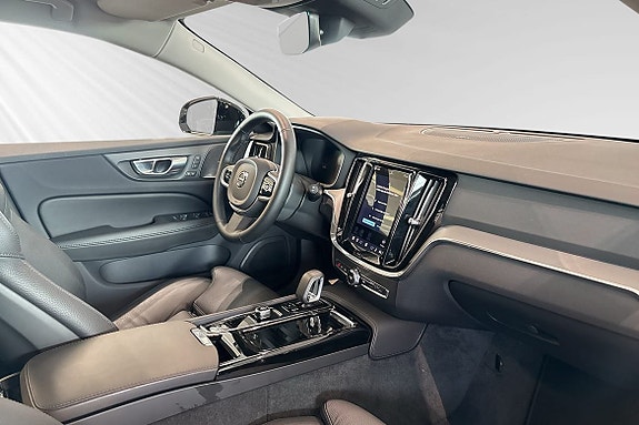 Volvo V60 10 of 30