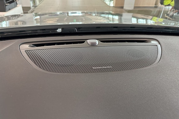 Volvo V60 24 of 30