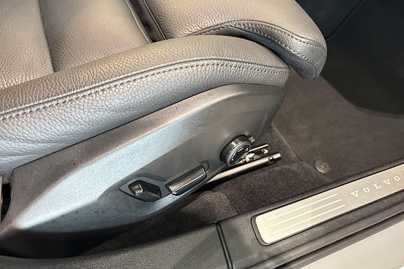 Volvo V60 22 of 30