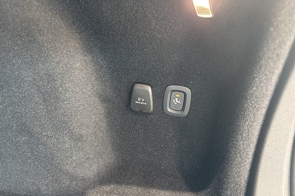 Volvo V60 13 of 30