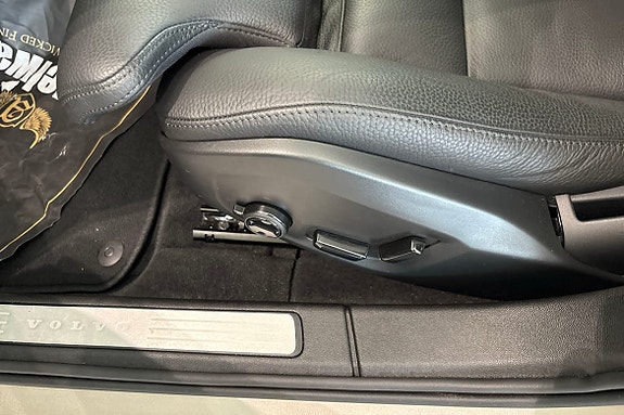 Volvo V60 19 of 30