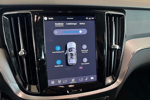 Volvo V60 27 of 30