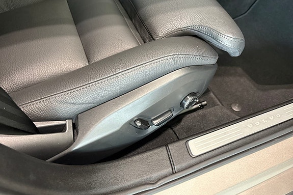 Volvo V60 20 of 30