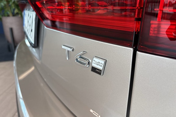 Volvo V60 11 of 30