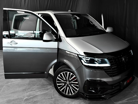 Volkswagen Multivan 4 of 30