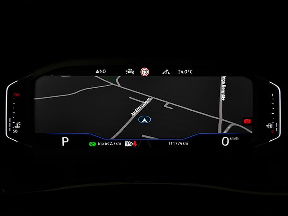 Volkswagen Multivan 25 of 30