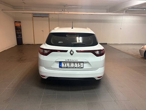 Renault Megane 24 of 25