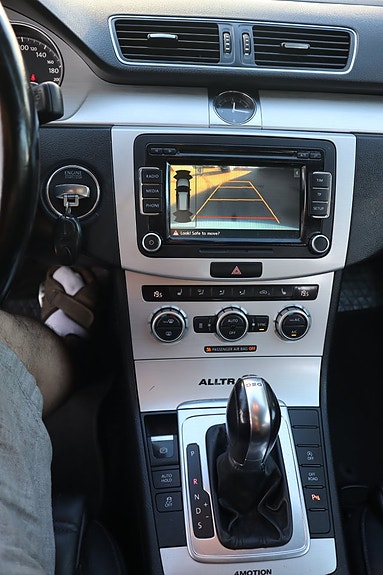 Volkswagen Passat Alltrack 20 of 26