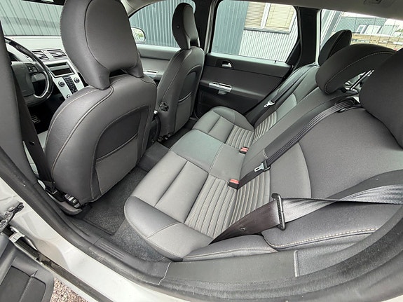 Volvo V50 10 of 12