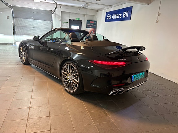 Mercedes-Benz SL63 15 of 30